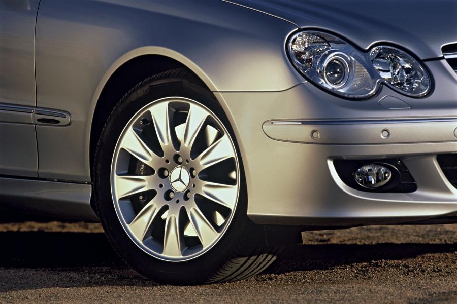  Mercedes-Benz CLK-Class 2006 года  (фото 26 из 33)